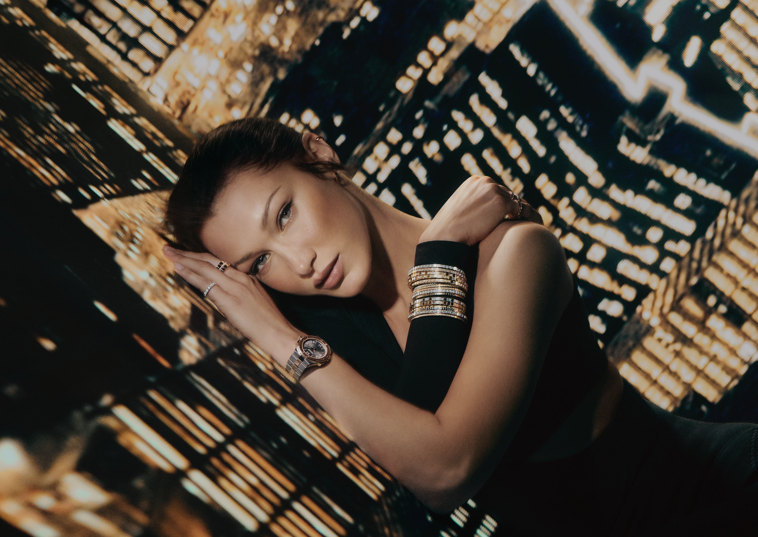 Chopard presenta la nueva campaña "Sculpted by Light" protagonizada por Bella Hadid